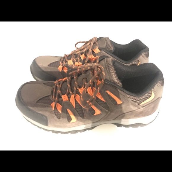 khombu hiking footwear